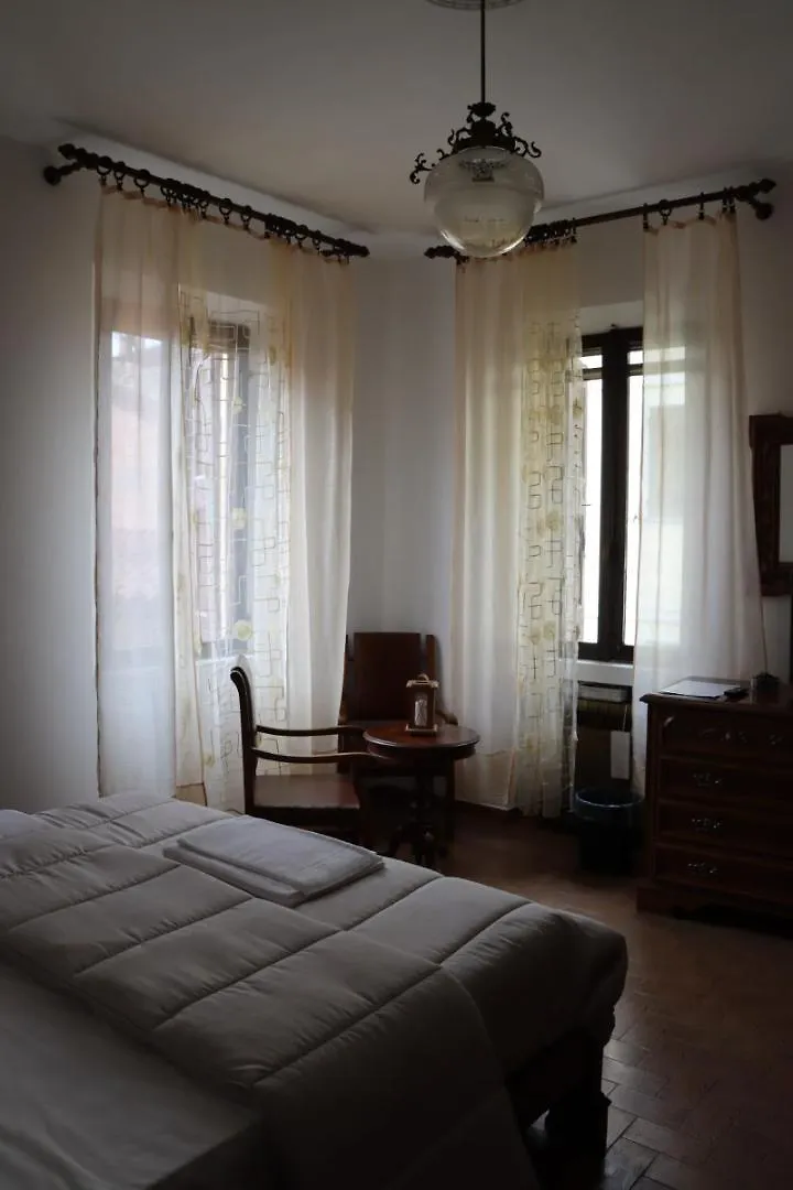 Bed & Breakfast Giovanna'S House Montale  Italy