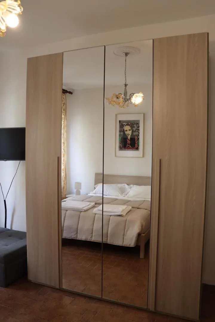 Bed & Breakfast Giovanna'S House Montale  Italy